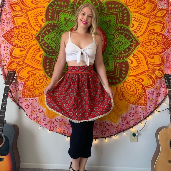 //VINTAGE// Red heart apron - Picture 2 of 8